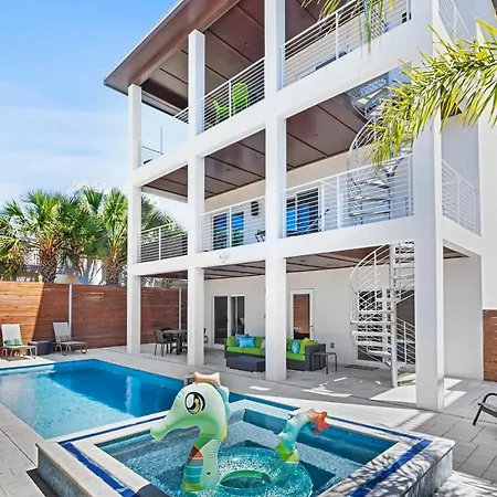 Ocean Views Sunrises And Sunsets Sparkling Pool And Spa Steps To Sand